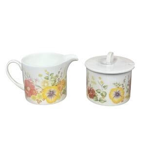 Wedgwood Summer Bouquet Creamer & Sugar Bowl Set Bone China England Vtg Floral